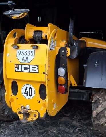 Желтый ЖЦБ 530-70, объемом двигателя 4.4 л и пробегом 0 тыс. км за 41000 $, фото 3 на Automoto.ua