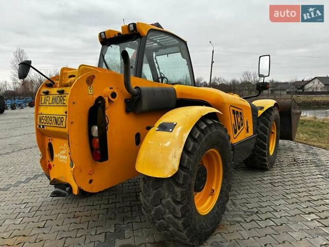 Желтый ЖЦБ 530, объемом двигателя 0 л и пробегом 0 тыс. км за 44398 $, фото 2 на Automoto.ua