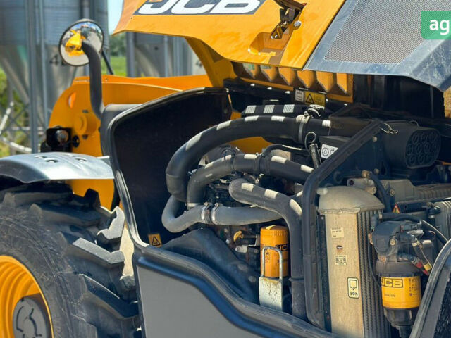 ЖЦБ 531-70, объемом двигателя 2.45 л и пробегом 0 тыс. км за 50522 $, фото 5 на Automoto.ua