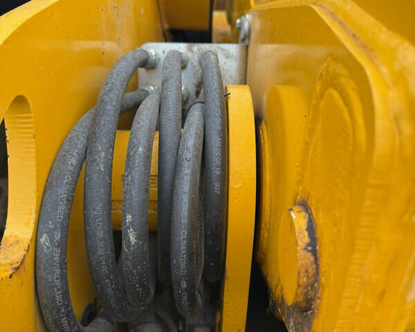 ЖЦБ 531-70, об'ємом двигуна 3 л та пробігом 3 тис. км за 65102 $, фото 1 на Automoto.ua