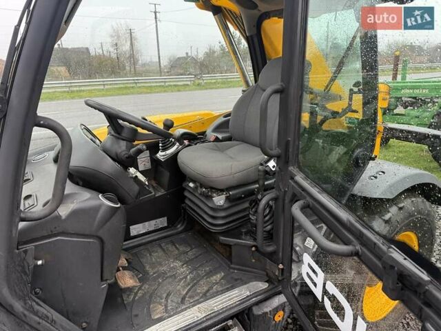 Жовтий ЖЦБ 531-70, об'ємом двигуна 4.4 л та пробігом 6 тис. км за 44500 $, фото 7 на Automoto.ua