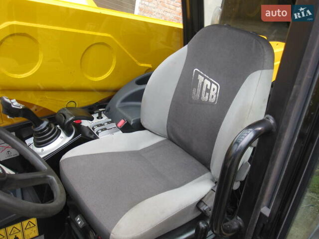 Желтый ЖЦБ 531-70, объемом двигателя 4.4 л и пробегом 2 тыс. км за 50000 $, фото 19 на Automoto.ua