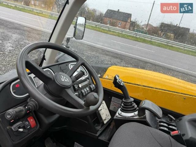 Жовтий ЖЦБ 531-70, об'ємом двигуна 4.4 л та пробігом 6 тис. км за 44500 $, фото 6 на Automoto.ua