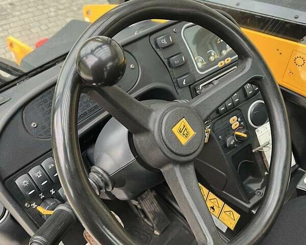 Жовтий ЖЦБ 531-70, об'ємом двигуна 4.4 л та пробігом 5 тис. км за 54400 $, фото 10 на Automoto.ua