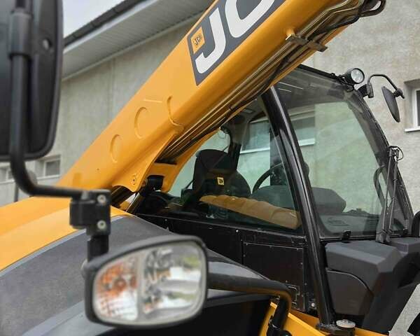 Жовтий ЖЦБ 531-70, об'ємом двигуна 4.4 л та пробігом 5 тис. км за 54400 $, фото 41 на Automoto.ua