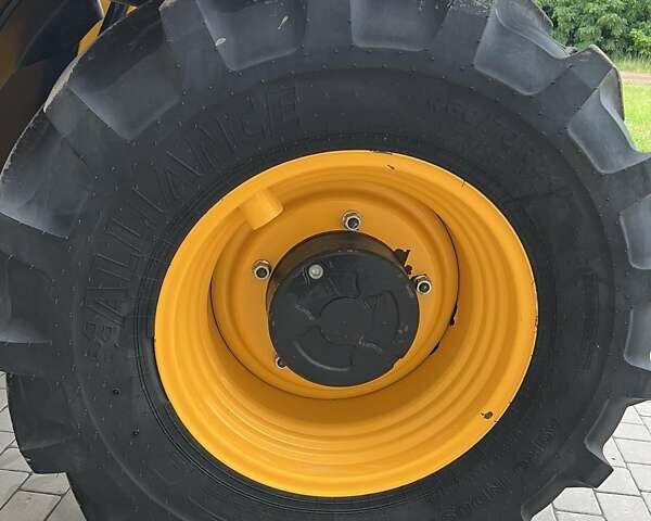 Жовтий ЖЦБ 531-70, об'ємом двигуна 4.4 л та пробігом 5 тис. км за 54400 $, фото 72 на Automoto.ua