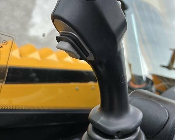 Жовтий ЖЦБ 531-70, об'ємом двигуна 4.4 л та пробігом 5 тис. км за 54400 $, фото 44 на Automoto.ua