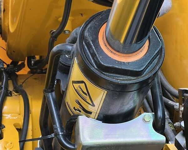 Жовтий ЖЦБ 531-70, об'ємом двигуна 4.4 л та пробігом 5 тис. км за 54400 $, фото 35 на Automoto.ua