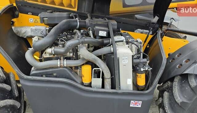 Желтый ЖЦБ 531-70, объемом двигателя 4.4 л и пробегом 5 тыс. км за 49700 $, фото 8 на Automoto.ua