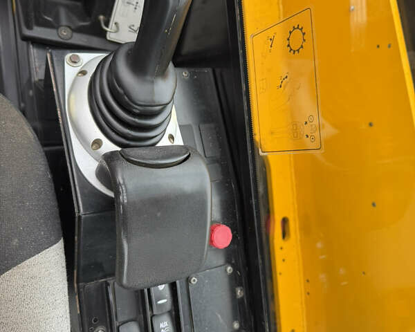 Желтый ЖЦБ 531-70, объемом двигателя 4.4 л и пробегом 7 тыс. км за 60871 $, фото 13 на Automoto.ua