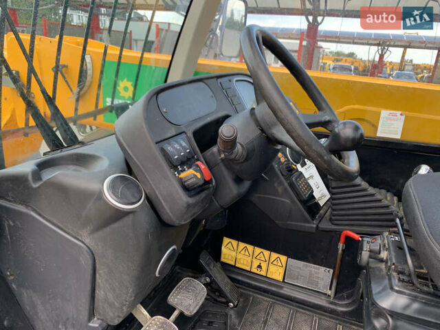 Жовтий ЖЦБ 531-70, об'ємом двигуна 4.4 л та пробігом 2 тис. км за 47000 $, фото 13 на Automoto.ua