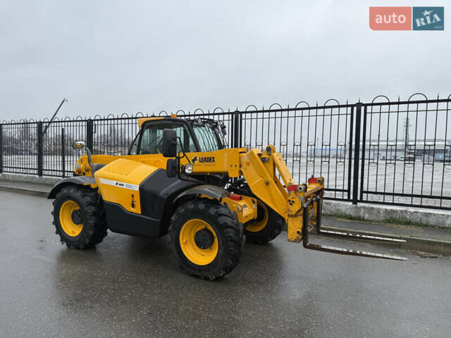 Желтый ЖЦБ 531-70, объемом двигателя 4.4 л и пробегом 2 тыс. км за 65014 $, фото 10 на Automoto.ua