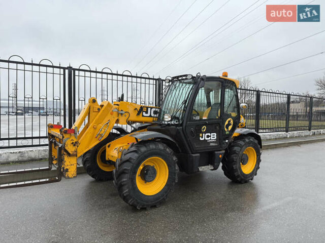 Желтый ЖЦБ 531-70, объемом двигателя 4.4 л и пробегом 2 тыс. км за 65014 $, фото 4 на Automoto.ua