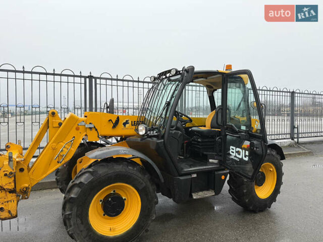 Жовтий ЖЦБ 531-70, об'ємом двигуна 4.4 л та пробігом 2 тис. км за 66007 $, фото 10 на Automoto.ua