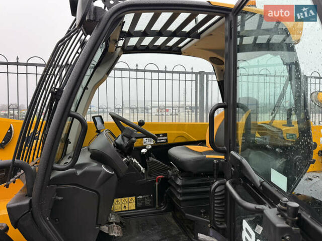 Жовтий ЖЦБ 531-70, об'ємом двигуна 4.4 л та пробігом 2 тис. км за 66007 $, фото 9 на Automoto.ua