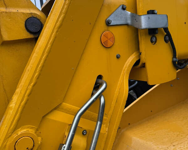 Жовтий ЖЦБ 531-70, об'ємом двигуна 4.4 л та пробігом 2 тис. км за 66007 $, фото 4 на Automoto.ua