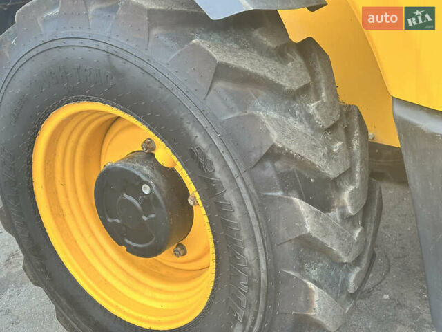 ЖЦБ 533-105, объемом двигателя 4.4 л и пробегом 6 тыс. км за 50986 $, фото 6 на Automoto.ua