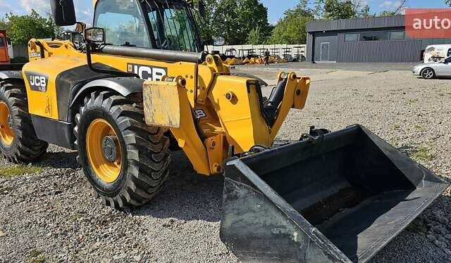 ЖЦБ 533-105 2007 в Харькове на Automoto.ua Желтый ЖЦБ 533-105, объемом двигателя 4 л и пробегом 0 тыс. км за 41000 $, фото 3 на Automoto.ua