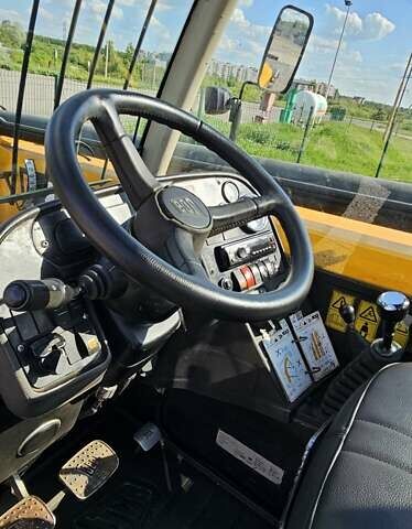 ЖЦБ 533-105 2007 в Харькове на Automoto.ua Желтый ЖЦБ 533-105, объемом двигателя 4 л и пробегом 0 тыс. км за 41000 $, фото 10 на Automoto.ua