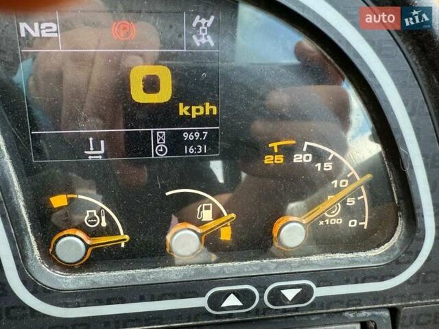ЖЦБ 533-105 2015 в Черткове на Automoto.ua Желтый ЖЦБ 533-105, объемом двигателя 0 л и пробегом 0 тыс. км за 56000 $, фото 8 на Automoto.ua