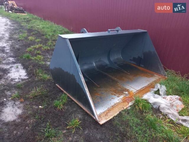 Желтый ЖЦБ 535-125, объемом двигателя 0 л и пробегом 19 тыс. км за 34650 $, фото 10 на Automoto.ua