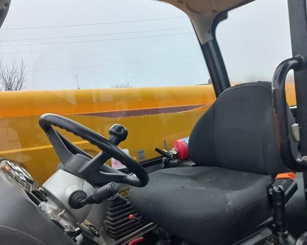 Желтый ЖЦБ 535-125, объемом двигателя 0 л и пробегом 19 тыс. км за 34650 $, фото 5 на Automoto.ua