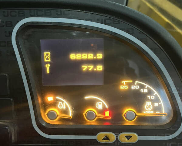 Желтый ЖЦБ 535-140, объемом двигателя 4.4 л и пробегом 6 тыс. км за 51015 $, фото 2 на Automoto.ua