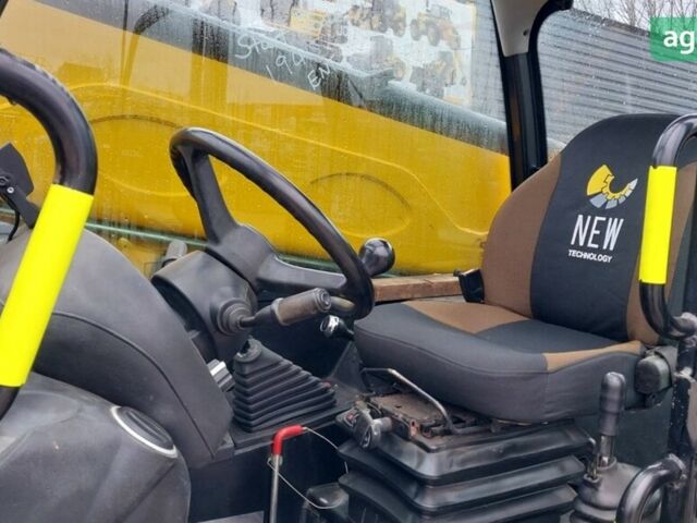 ЖЦБ 535-95, объемом двигателя 4.4 л и пробегом 0 тыс. км за 53124 $, фото 7 на Automoto.ua