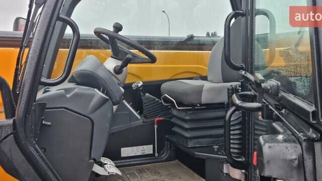 ЖЦБ 535-95, объемом двигателя 4.4 л и пробегом 5 тыс. км за 61760 $, фото 6 на Automoto.ua