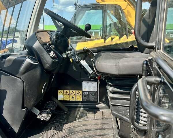 ЖЦБ 535-95, объемом двигателя 4.4 л и пробегом 8 тыс. км за 51000 $, фото 8 на Automoto.ua