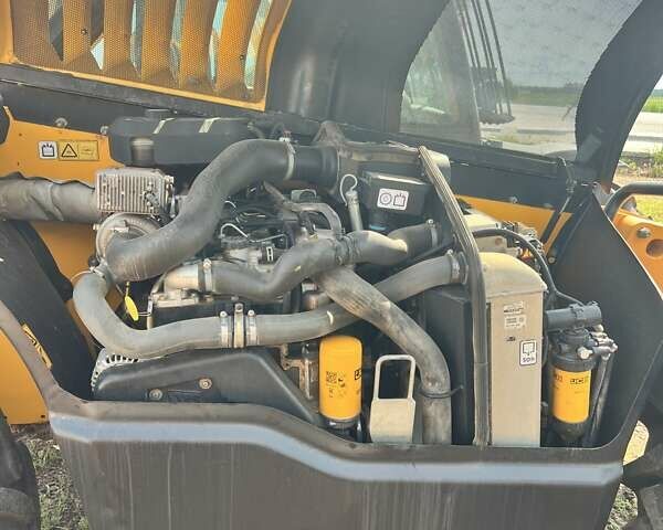 ЖЦБ 535-95, объемом двигателя 4.4 л и пробегом 8 тыс. км за 51000 $, фото 5 на Automoto.ua