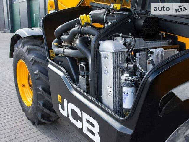 Жовтий ЖЦБ 535-95, об'ємом двигуна 4.4 л та пробігом 2 тис. км за 79000 $, фото 16 на Automoto.ua
