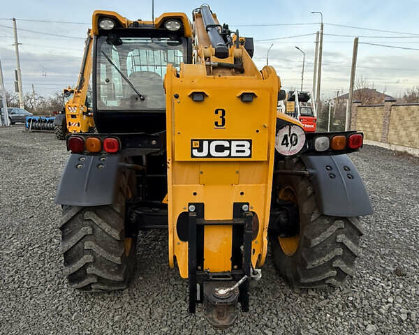 Желтый ЖЦБ 535-95, объемом двигателя 4.4 л и пробегом 6 тыс. км за 69969 $, фото 7 на Automoto.ua