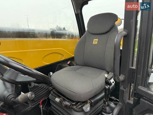 Жовтий ЖЦБ 535-95, об'ємом двигуна 4.4 л та пробігом 3 тис. км за 52500 $, фото 18 на Automoto.ua