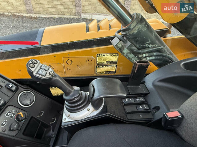 Желтый ЖЦБ 535-95, объемом двигателя 4.4 л и пробегом 6 тыс. км за 69969 $, фото 13 на Automoto.ua