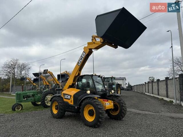 ЖЦБ 536-60 2013 в Луцке на Automoto.ua Желтый ЖЦБ 536-60, объемом двигателя 4.4 л и пробегом 4 тыс. км за 49900 $, фото 22 на Automoto.ua
