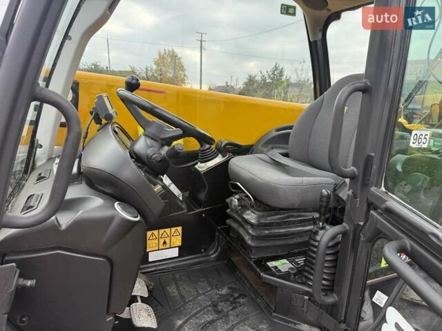 ЖЦБ 536-60 2013 в Луцке на Automoto.ua Желтый ЖЦБ 536-60, объемом двигателя 4.4 л и пробегом 4 тыс. км за 49900 $, фото 13 на Automoto.ua