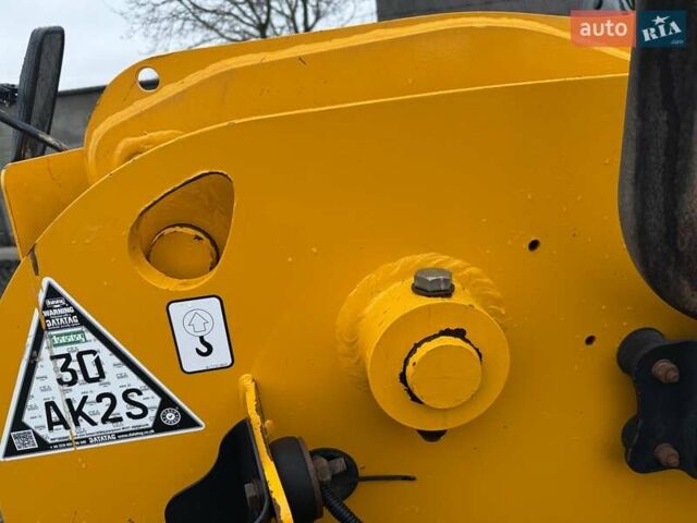 Желтый ЖЦБ 536/70, объемом двигателя 0 л и пробегом 5 тыс. км за 54900 $, фото 10 на Automoto.ua