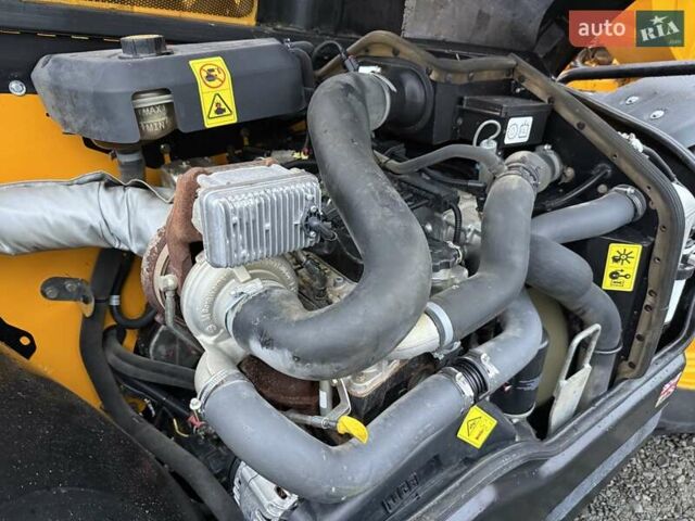 Желтый ЖЦБ 536/70, объемом двигателя 0 л и пробегом 5 тыс. км за 54900 $, фото 14 на Automoto.ua