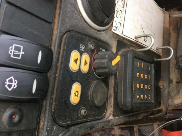 ЖЦБ 540-140, объемом двигателя 0 л и пробегом 0 тыс. км за 55632 $, фото 3 на Automoto.ua