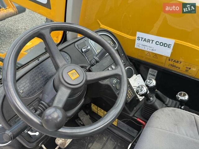 Желтый ЖЦБ 540-140, объемом двигателя 4.4 л и пробегом 3 тыс. км за 55000 $, фото 16 на Automoto.ua