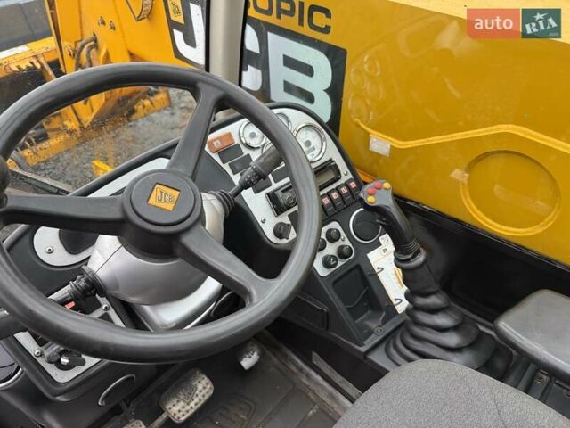 Желтый ЖЦБ 540-70, объемом двигателя 4.4 л и пробегом 0 тыс. км за 39500 $, фото 14 на Automoto.ua