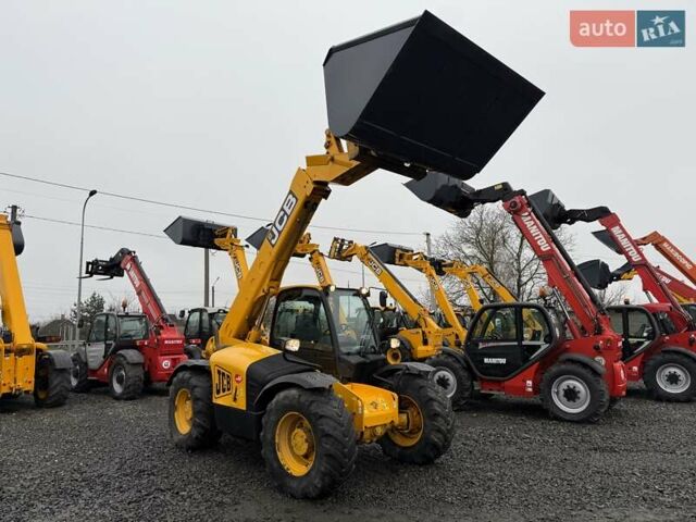 Желтый ЖЦБ 540-70, объемом двигателя 4.4 л и пробегом 0 тыс. км за 39500 $, фото 11 на Automoto.ua