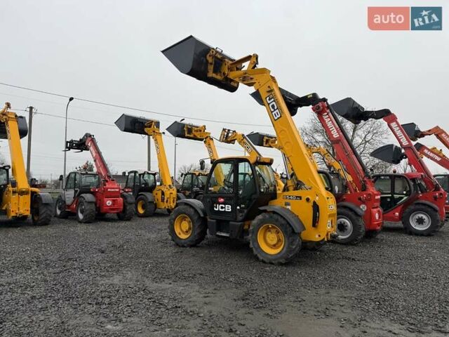 Желтый ЖЦБ 540-70, объемом двигателя 4.4 л и пробегом 0 тыс. км за 39500 $, фото 1 на Automoto.ua