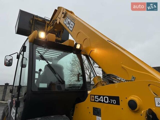 Желтый ЖЦБ 540-70, объемом двигателя 4.4 л и пробегом 0 тыс. км за 39500 $, фото 7 на Automoto.ua