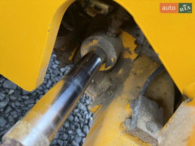 Желтый ЖЦБ 540-70, объемом двигателя 4.4 л и пробегом 0 тыс. км за 39500 $, фото 17 на Automoto.ua