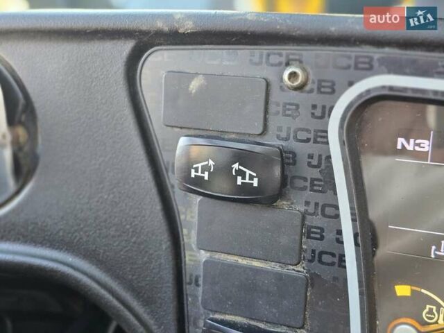 Жовтий ЖЦБ 540, об'ємом двигуна 4.4 л та пробігом 0 тис. км за 67900 $, фото 9 на Automoto.ua