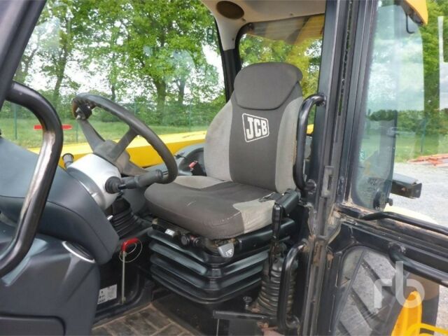 ЖЦБ 541-70 Агри Супер, объемом двигателя 0 л и пробегом 0 тыс. км за 53228 $, фото 11 на Automoto.ua