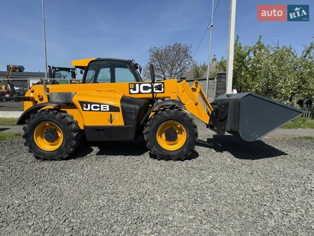Жовтий ЖЦБ 541-70, об'ємом двигуна 4.4 л та пробігом 6 тис. км за 42500 $, фото 25 на Automoto.ua