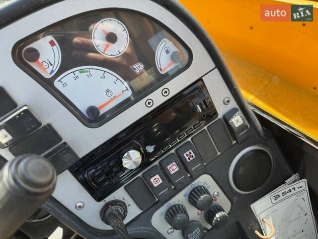 Жовтий ЖЦБ 541-70, об'ємом двигуна 4.4 л та пробігом 6 тис. км за 42500 $, фото 7 на Automoto.ua